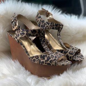 Guess leopard print wedges